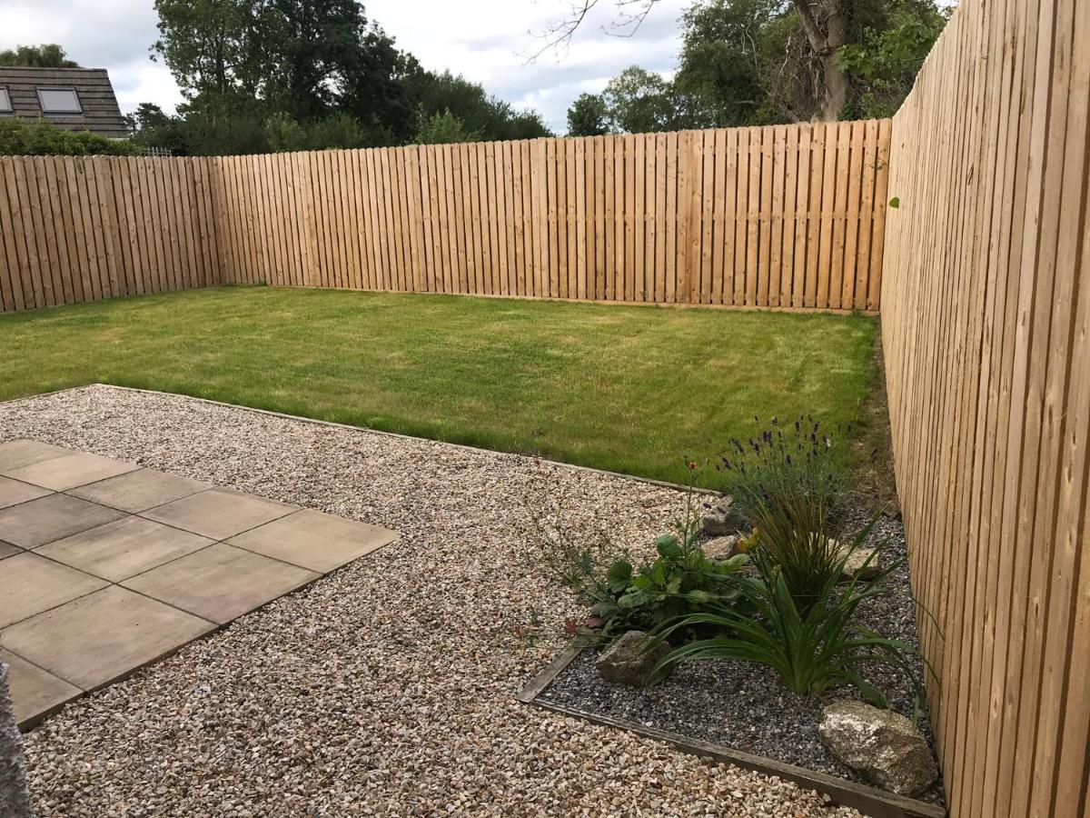 Lavender Cottage - 2 Bedroom Home Newbridge  Bagian luar foto